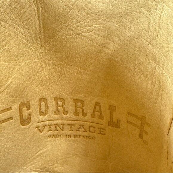 Corral Vintage Distressed Butterfly Rainbow Boots - Picture 9 of 11